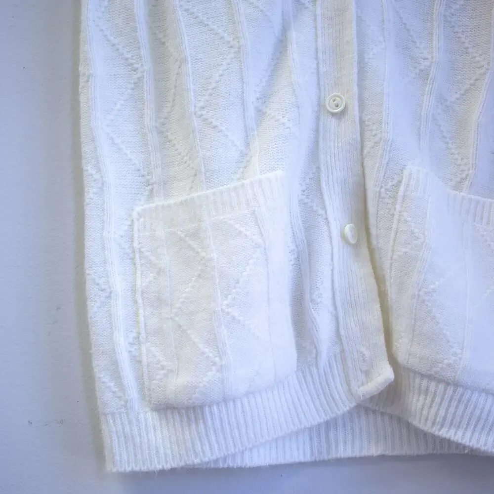Vintage White Sweater Vest Soft - Picture 3 of 5